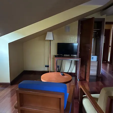 Vado Del Duraton Hotel 4*