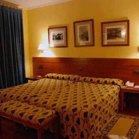 Hotel Hotel Vado Del Duraton 4*