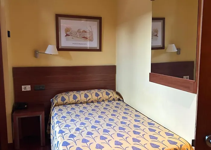 Vado Del Duraton Hotel