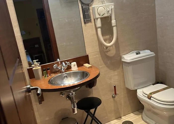 Vado Del Duraton Hotel